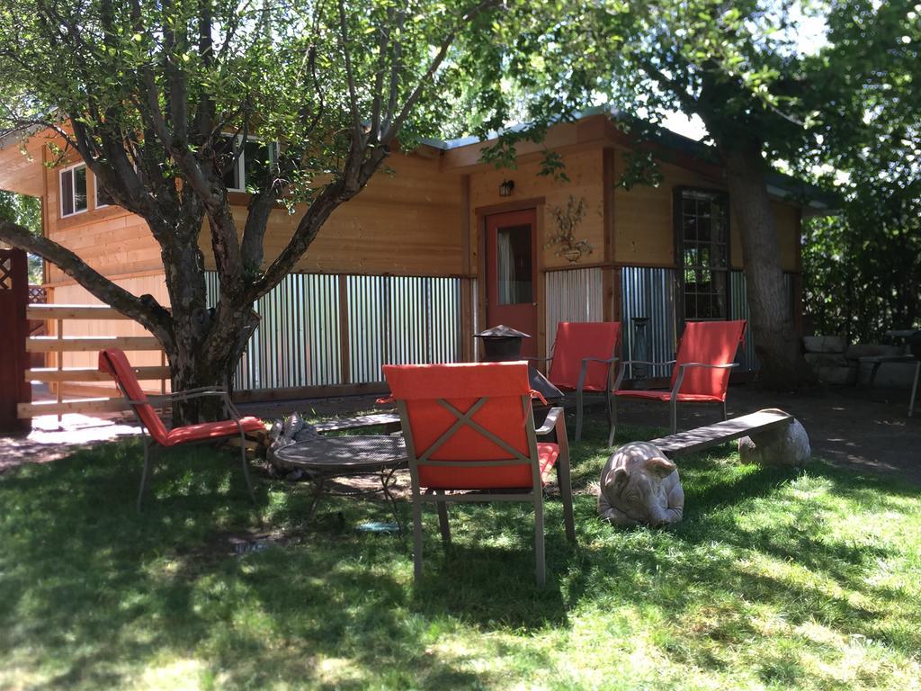 拉瓦隐秘小屋度假屋 熔岩温泉村 外观 照片
